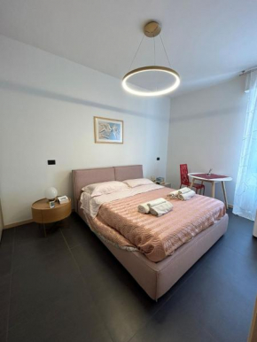 M&M BERGAMO CENTER - Modern flat with FREE WIFI-NETFLIX and welcome Italian coffee